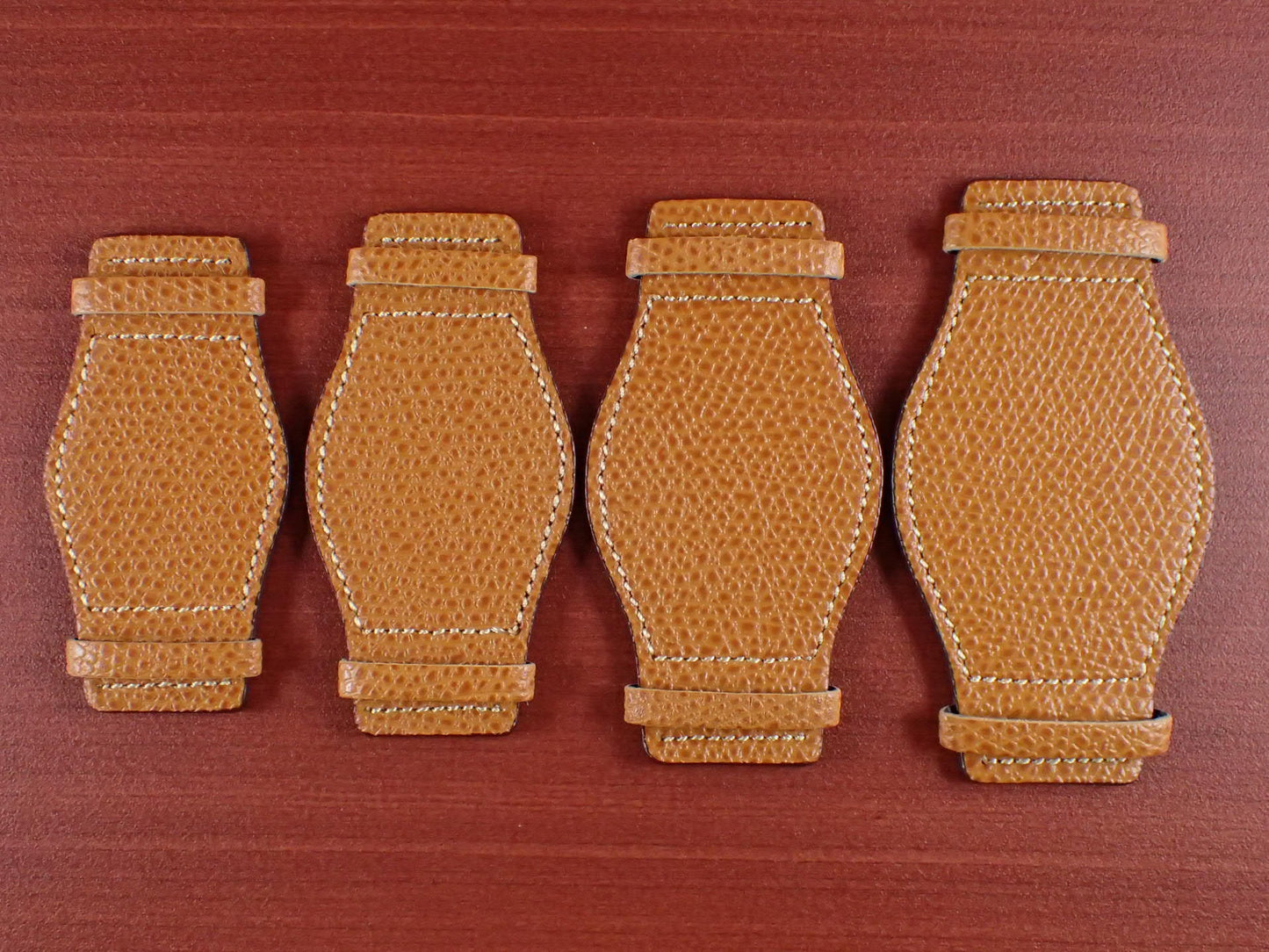 DEGERMANN DAUPHIN Embossed calf <tc>Pad</tc>(Camel)