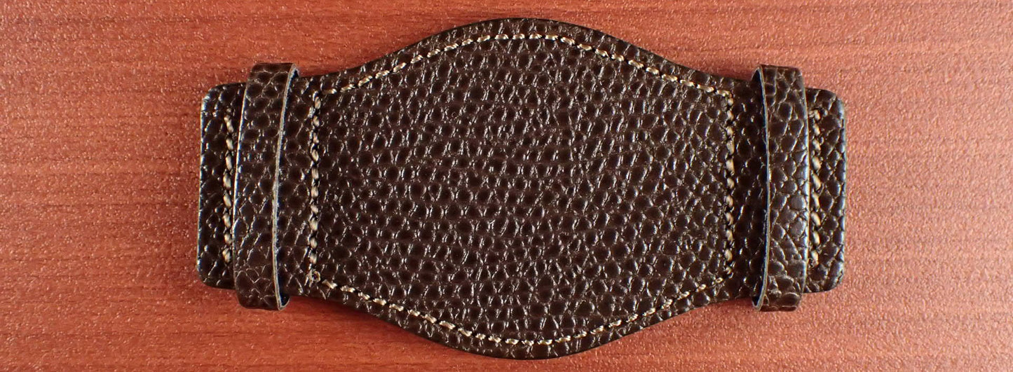 DEGERMANN DAUPHIN Embossed calf <tc>Pad</tc> (Dark Brown)