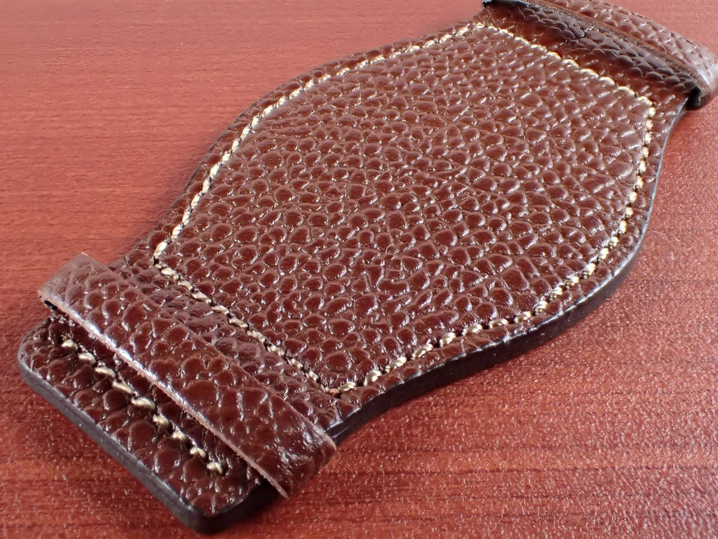 DEGERMANN DAUPHIN Embossed calf <tc>Pad</tc> (Maron)