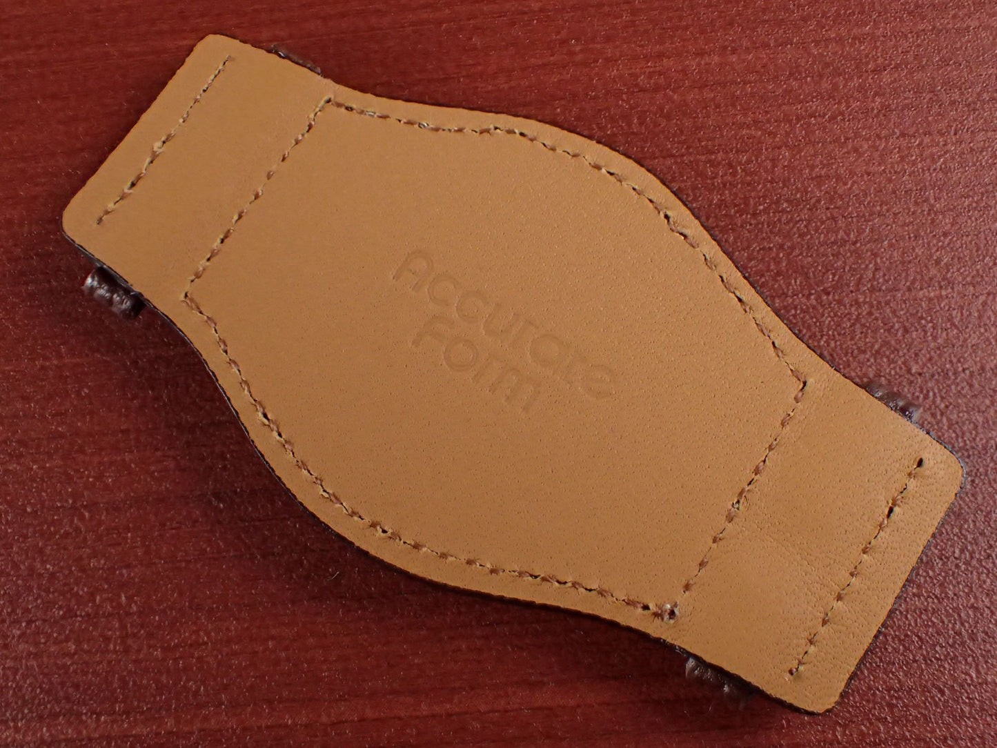 DEGERMANN DAUPHIN Embossed calf <tc>Pad</tc> (Maron)