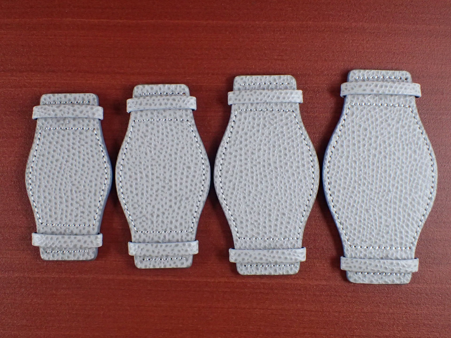 DEGERMANN DAUPHIN Embossed calf <tc>Pad</tc> (Ash Gray)