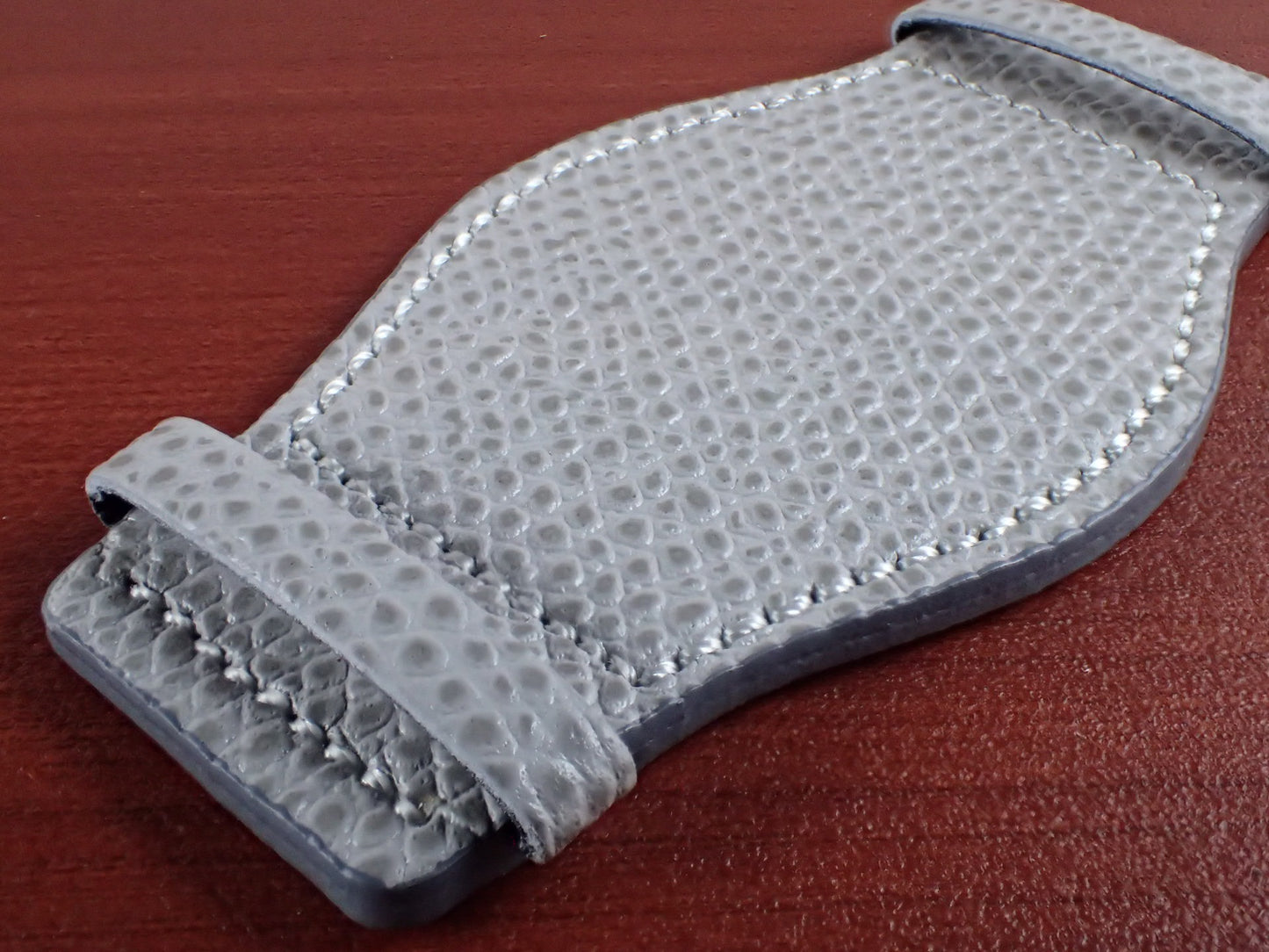 DEGERMANN DAUPHIN Embossed calf <tc>Pad</tc> (Ash Gray)