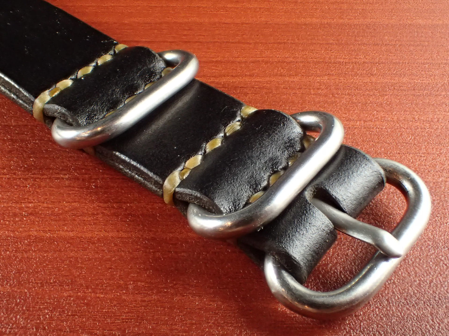 <tc>HORWEEN CHROMEXCEL NATO Type Strap Made to order  (Black)
</tc>