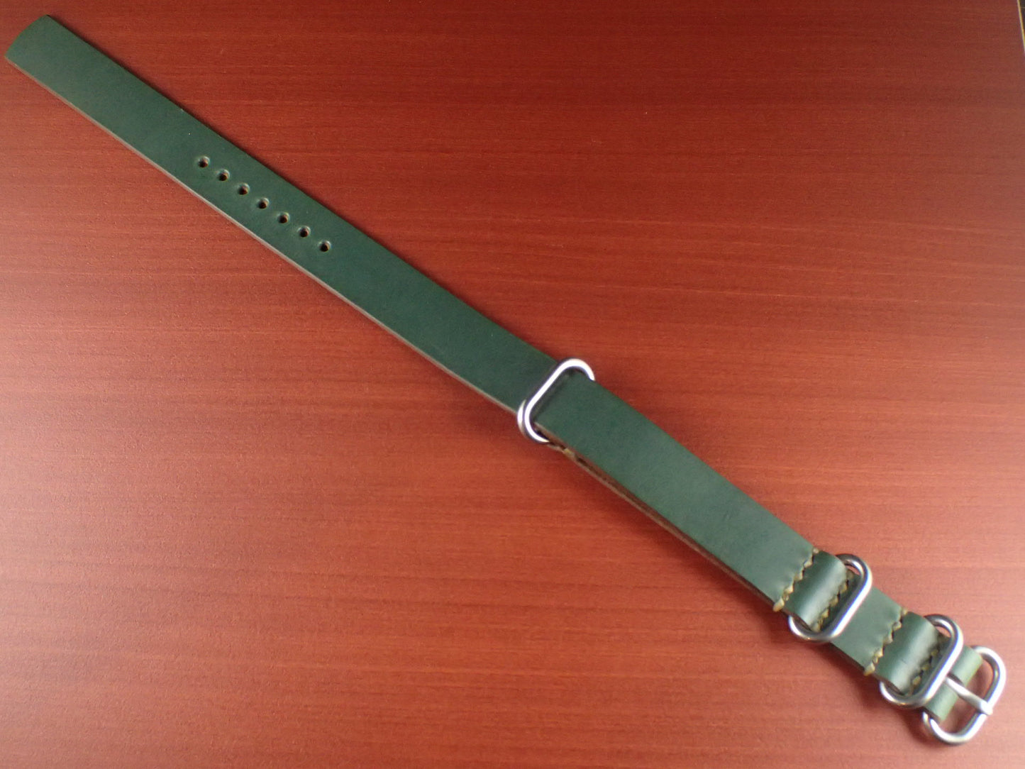 <tc>HORWEEN CHROMEXCEL NATO Type Strap Made to order (Blue)
</tc>