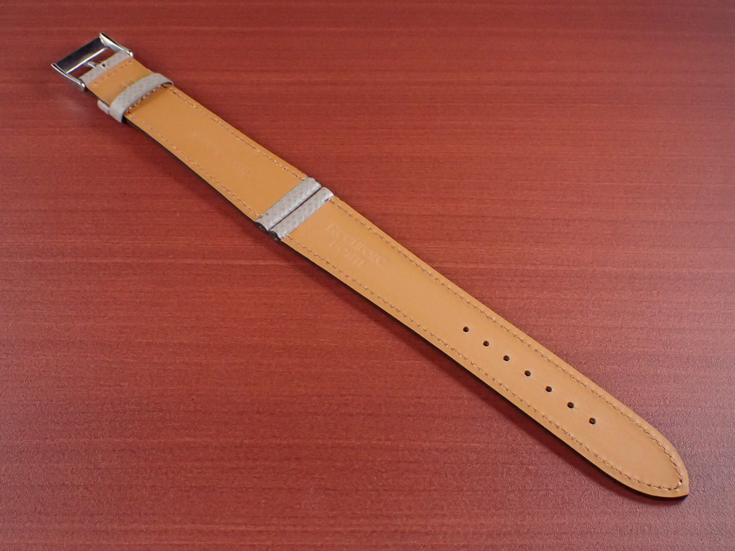 <tc>HAAS Derby French Embossed calf STRAP (Tourterlle)</tc>