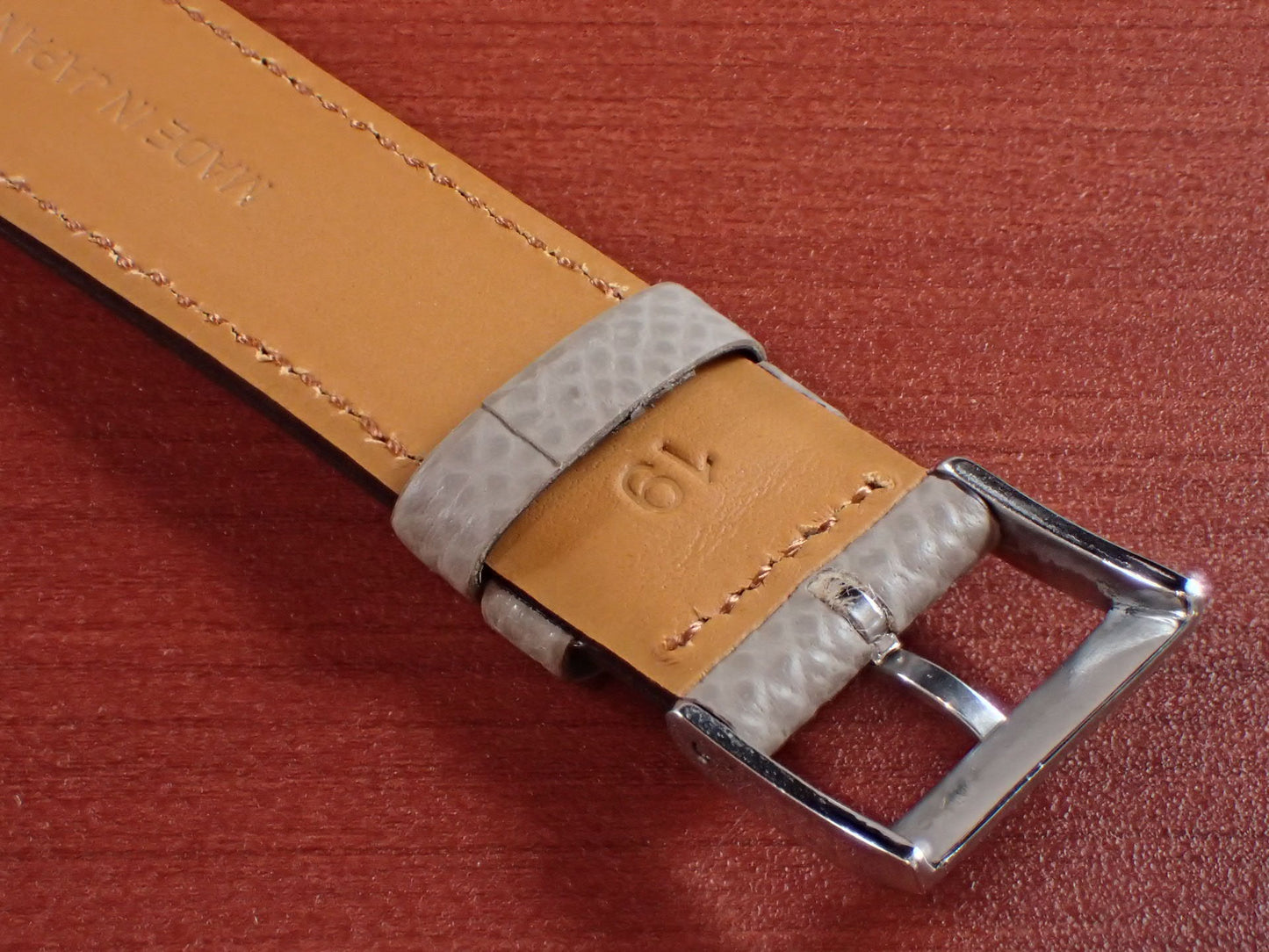 <tc>HAAS Derby French Embossed calf STRAP (Tourterlle)</tc>