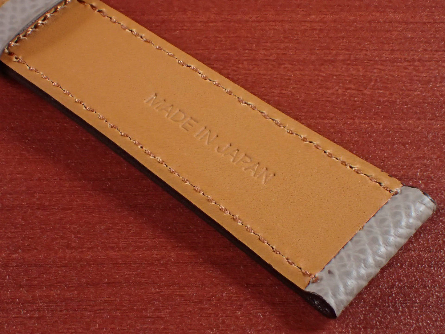 <tc>HAAS Derby French Embossed calf STRAP (Tourterlle)</tc>