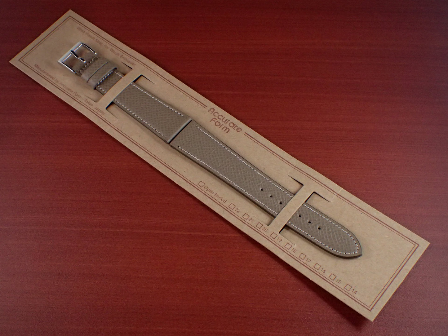 <tc>HAAS Derby French Embossed calf STRAP (Etoupe)</tc>