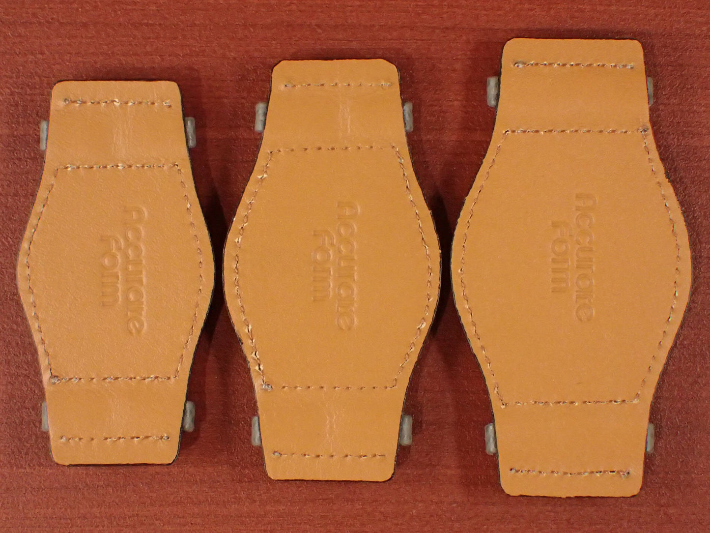 <tc>Pad HAAS Derby French Embossed calf (Etain)
</tc>