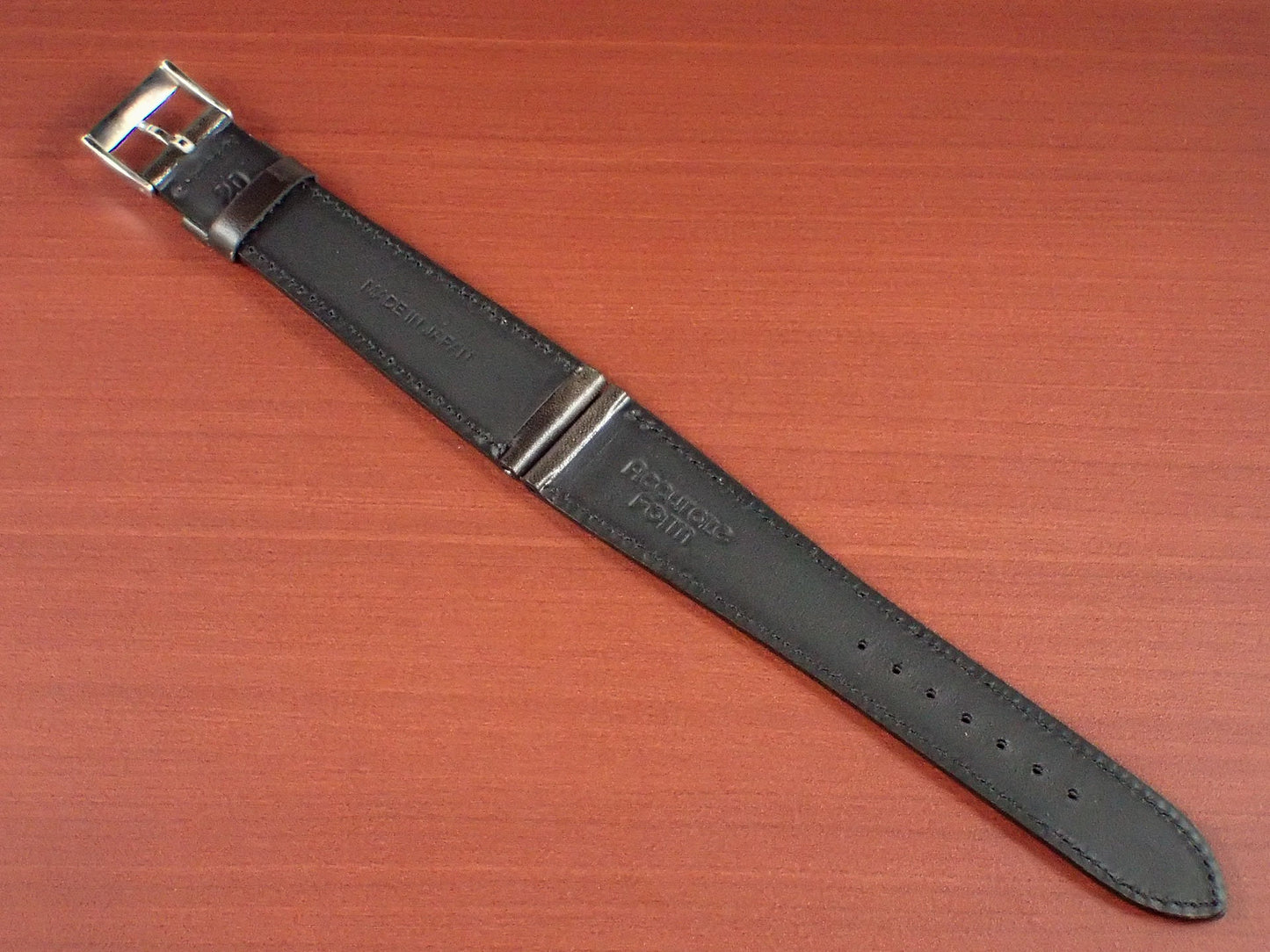 <tc>ILCEA Radica Museum calf Leather Strap (Gray)
</tc>