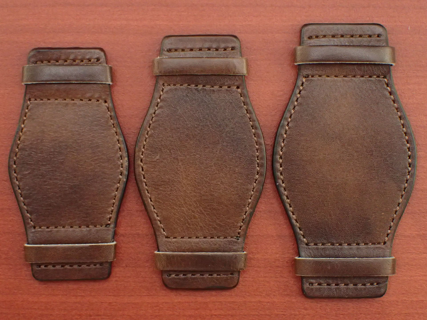 台座 ILCEA Radica Museum calf(Dark Brown)
