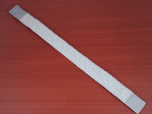 Accurate Form・H.A.L. STRAP (light gray)