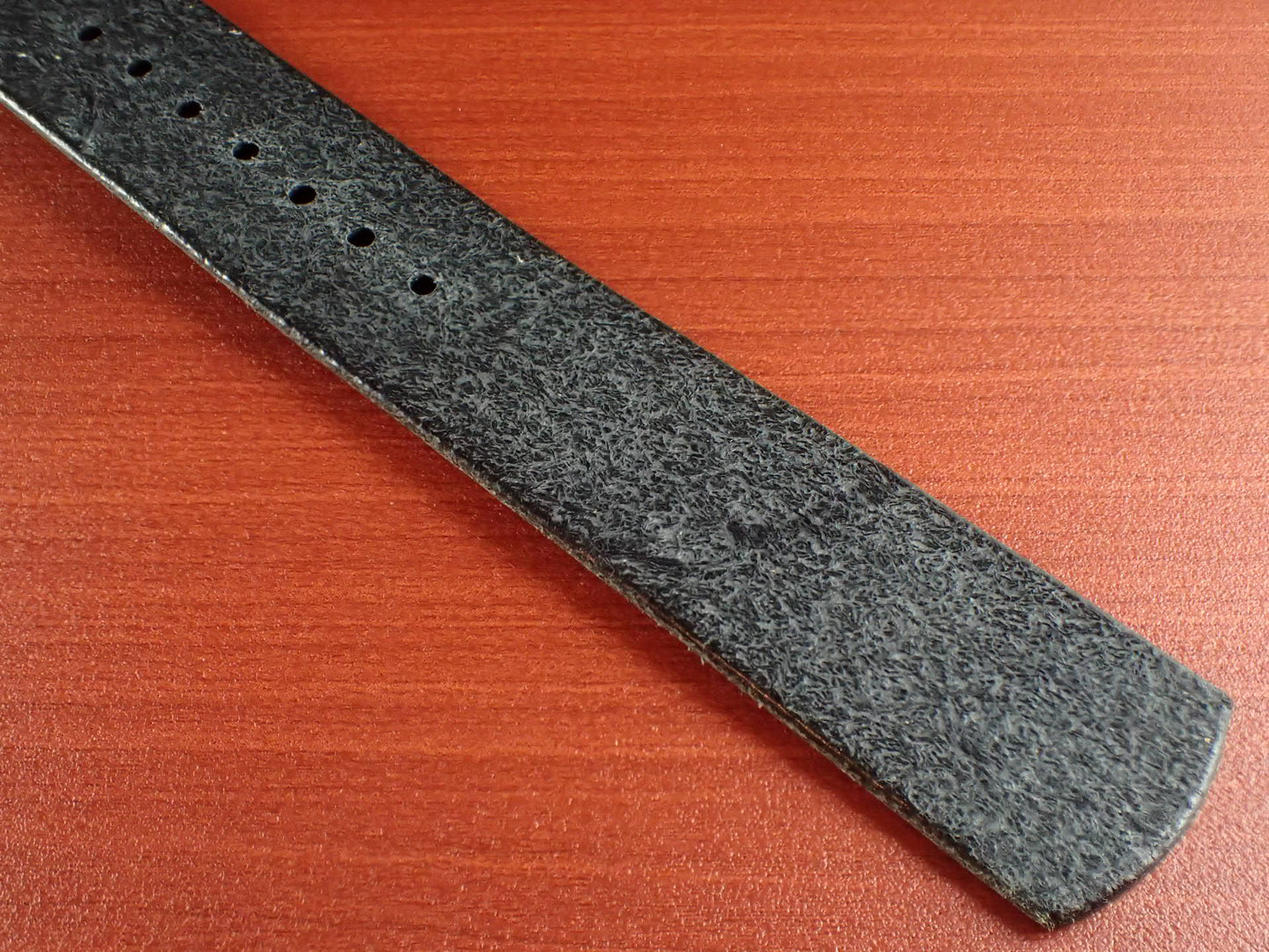 <tc>La Perla Azzura ALASKA NATO Type Strap Made to order (Black)
</tc>