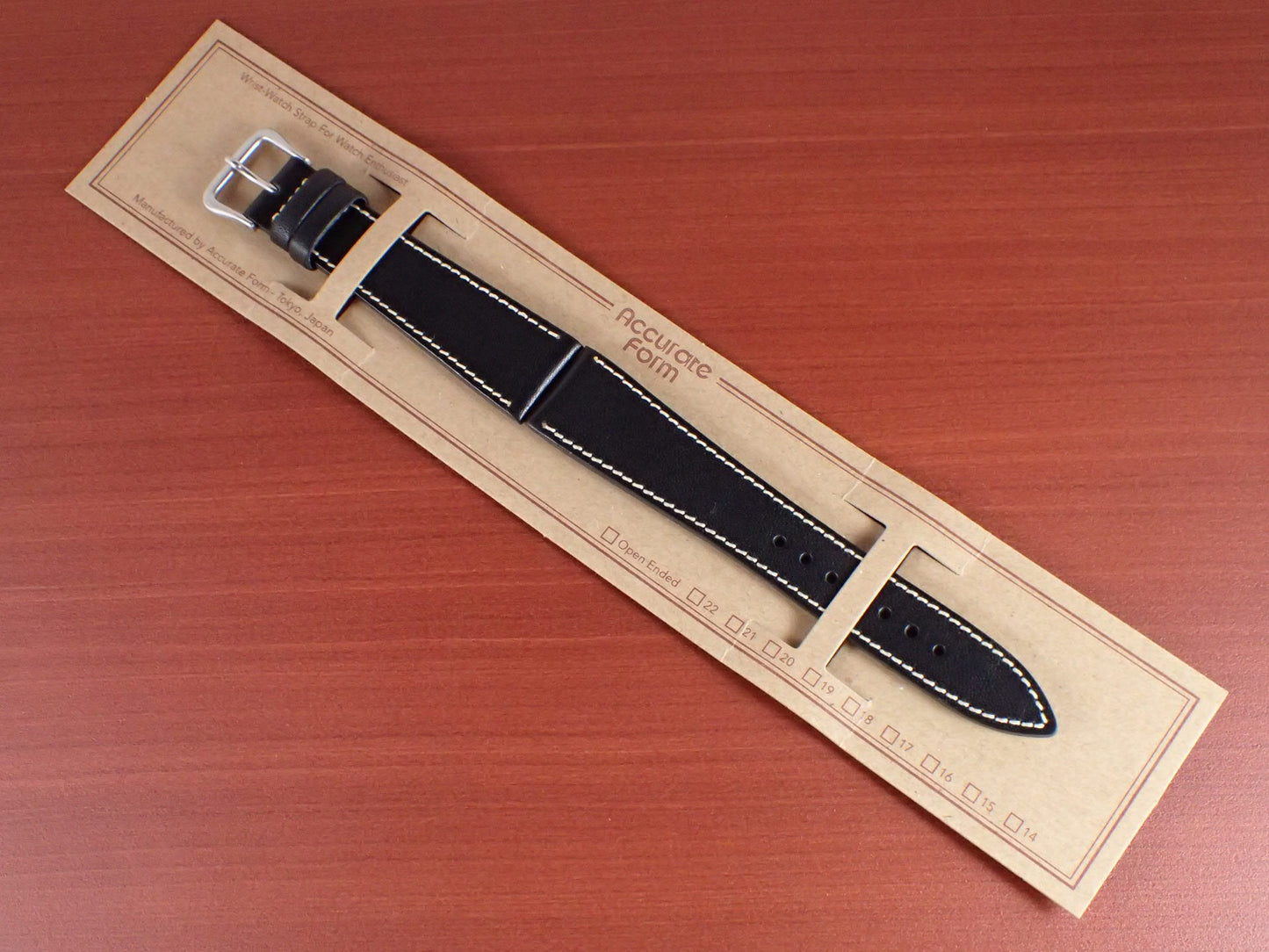 <tc>Lo Stivale BULGARO Shoulder Leather strap (Black)
</tc>