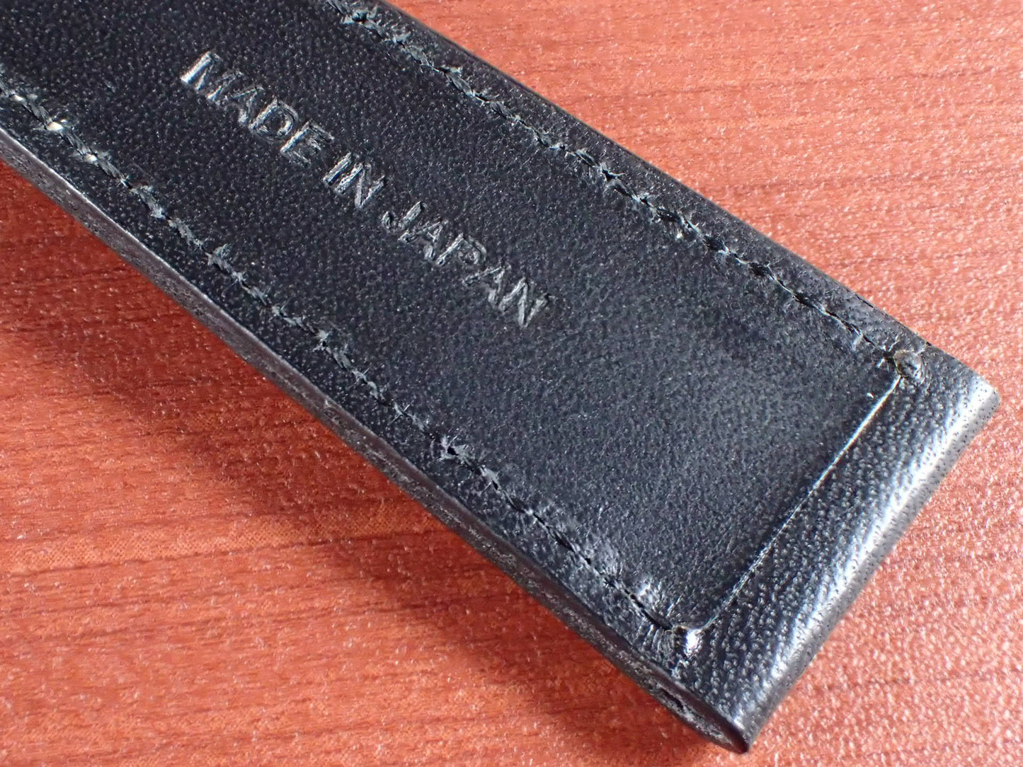 <tc>Lo Stivale BULGARO Shoulder Leather strap (Black)
</tc>