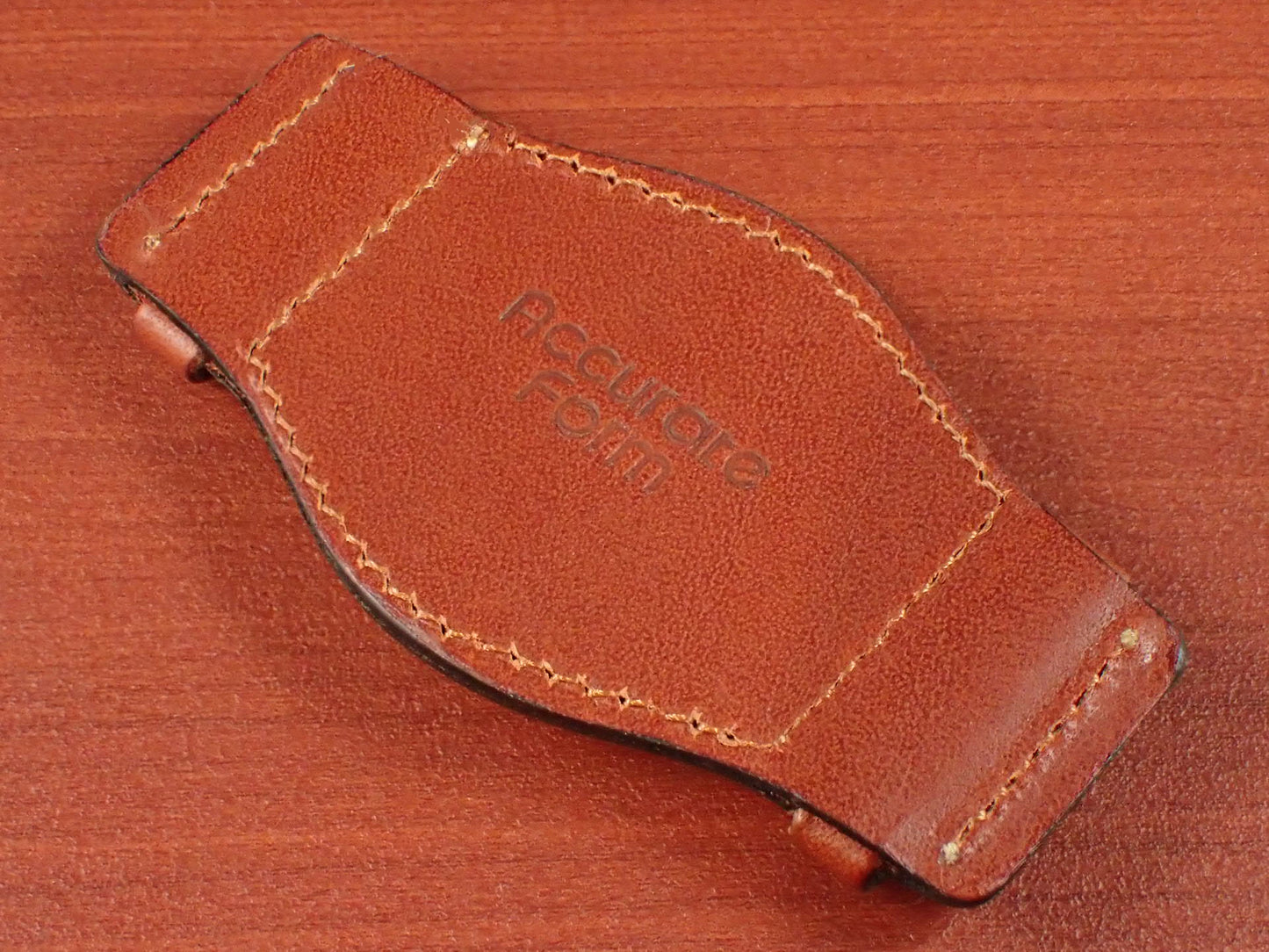 <tc>Leather Pad Lo Stivale BULGARO Shoulder Leather (Red Brown)</tc>
