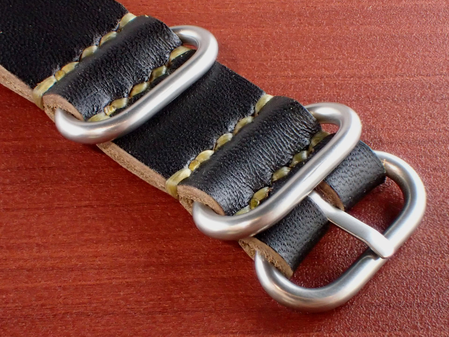 <tc>MARYAM HORSE Leather NATO TYPE Belt Made to order (Black)</tc>