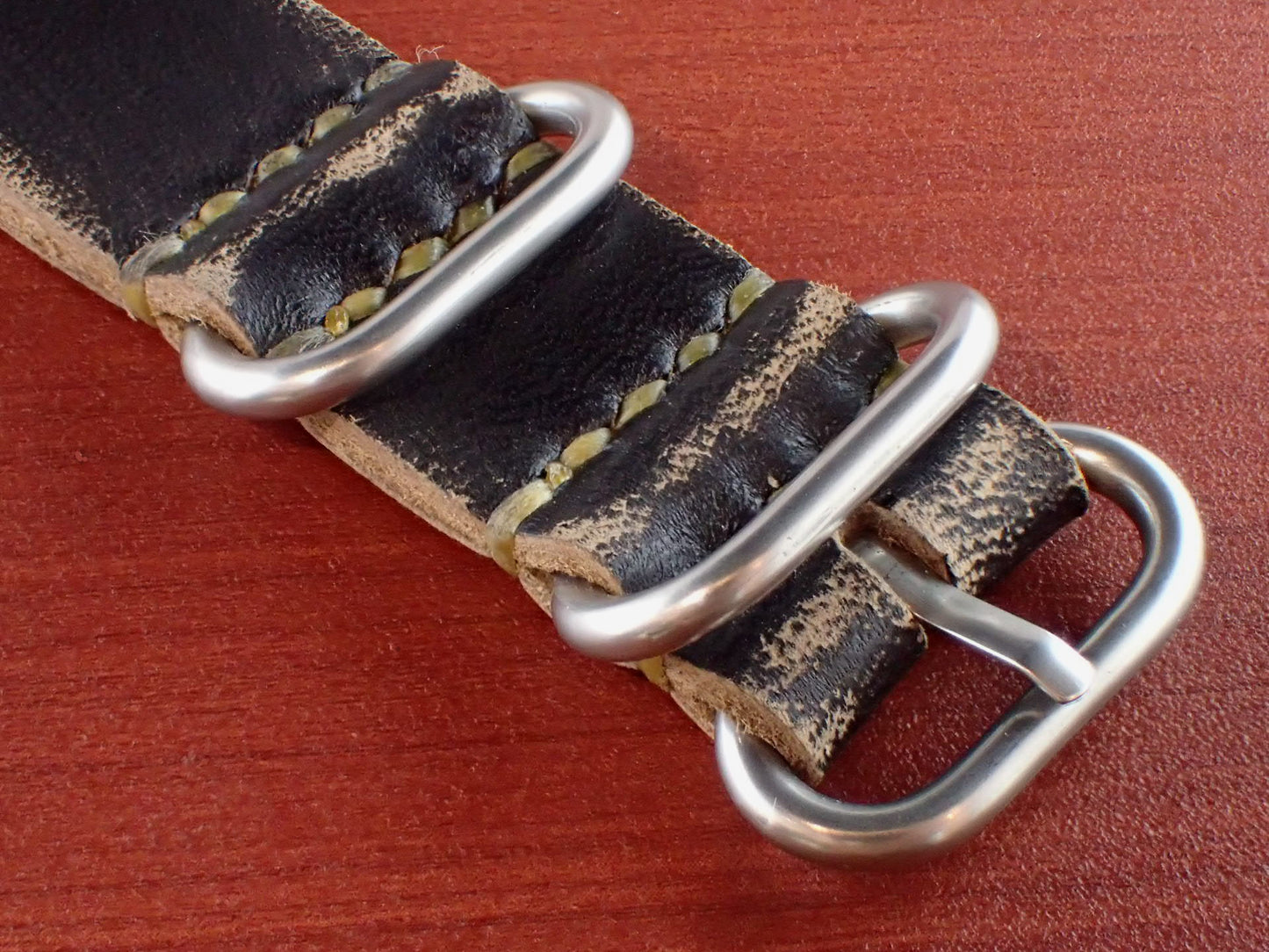 <tc>MARYAM HORSE Leather NATO TYPE Belt Made to order (Black)</tc>
