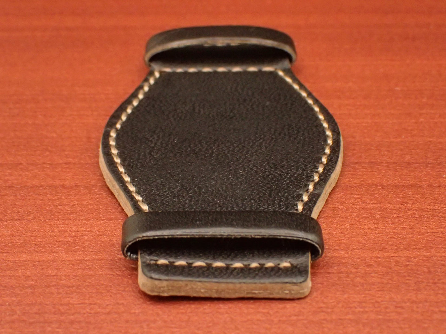 <tc>Leather Pad MARYAM Horse Leather Black</tc>
