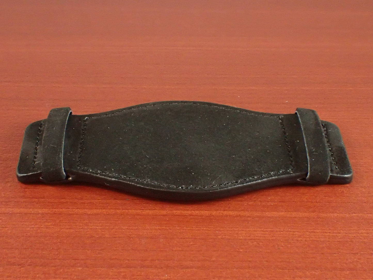 台座 【TURGUT】NUBUCK Queen(Black)