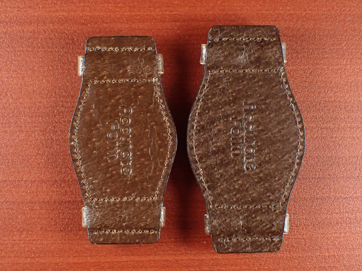 台座 Japanese Pigskin Leather(Brown)