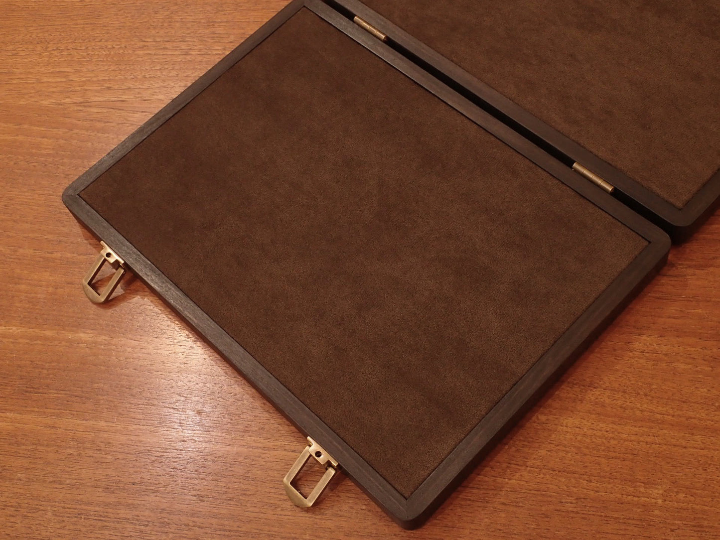 Tendo × Accurate Form Watch & Jewelry Case