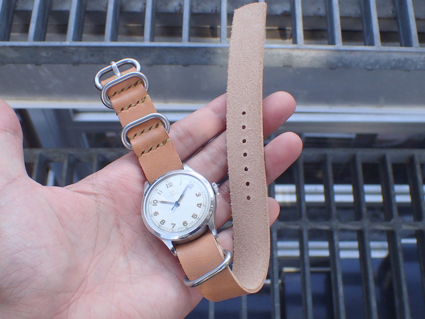 <tc>MARYAM Horse Leather NATO Type Belt Made to Order (Natural)</tc>