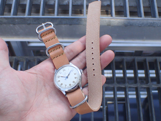 <tc>MARYAM Horse Leather NATO Type Belt Made to Order (Natural)</tc>