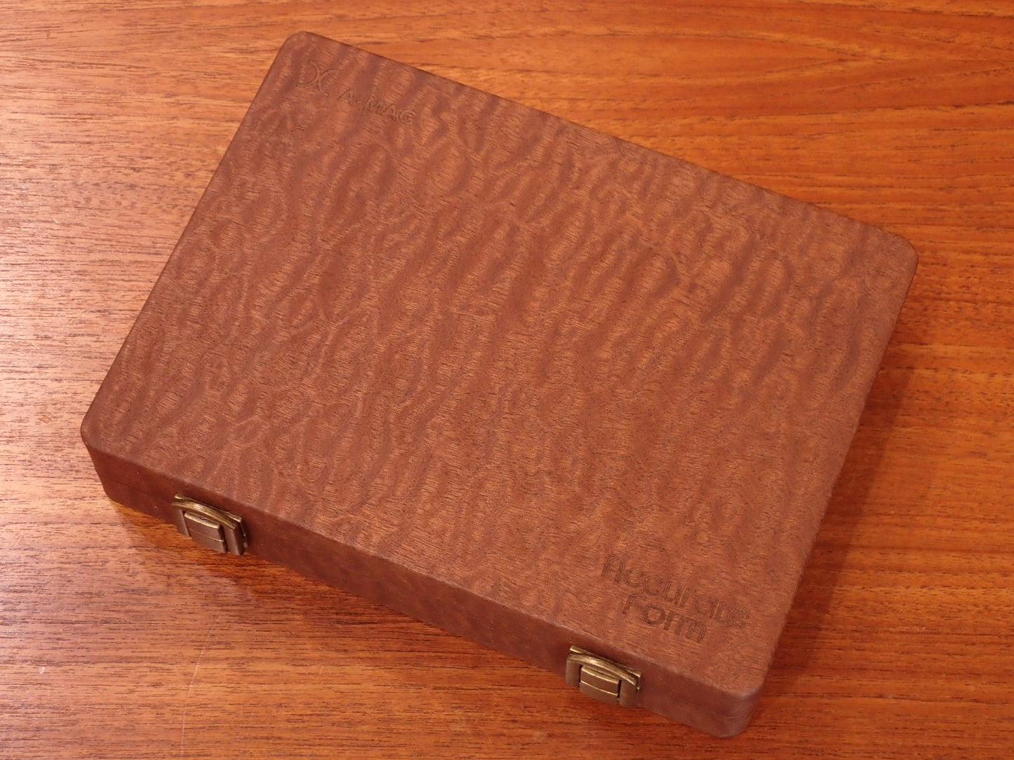 Tendo × Accurate Form A-MAG (magnetic shield) watch case