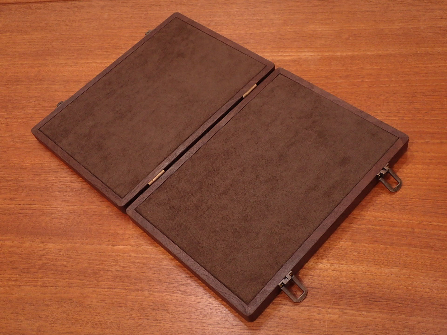 Tendo × Accurate Form Watch & Jewelry Case