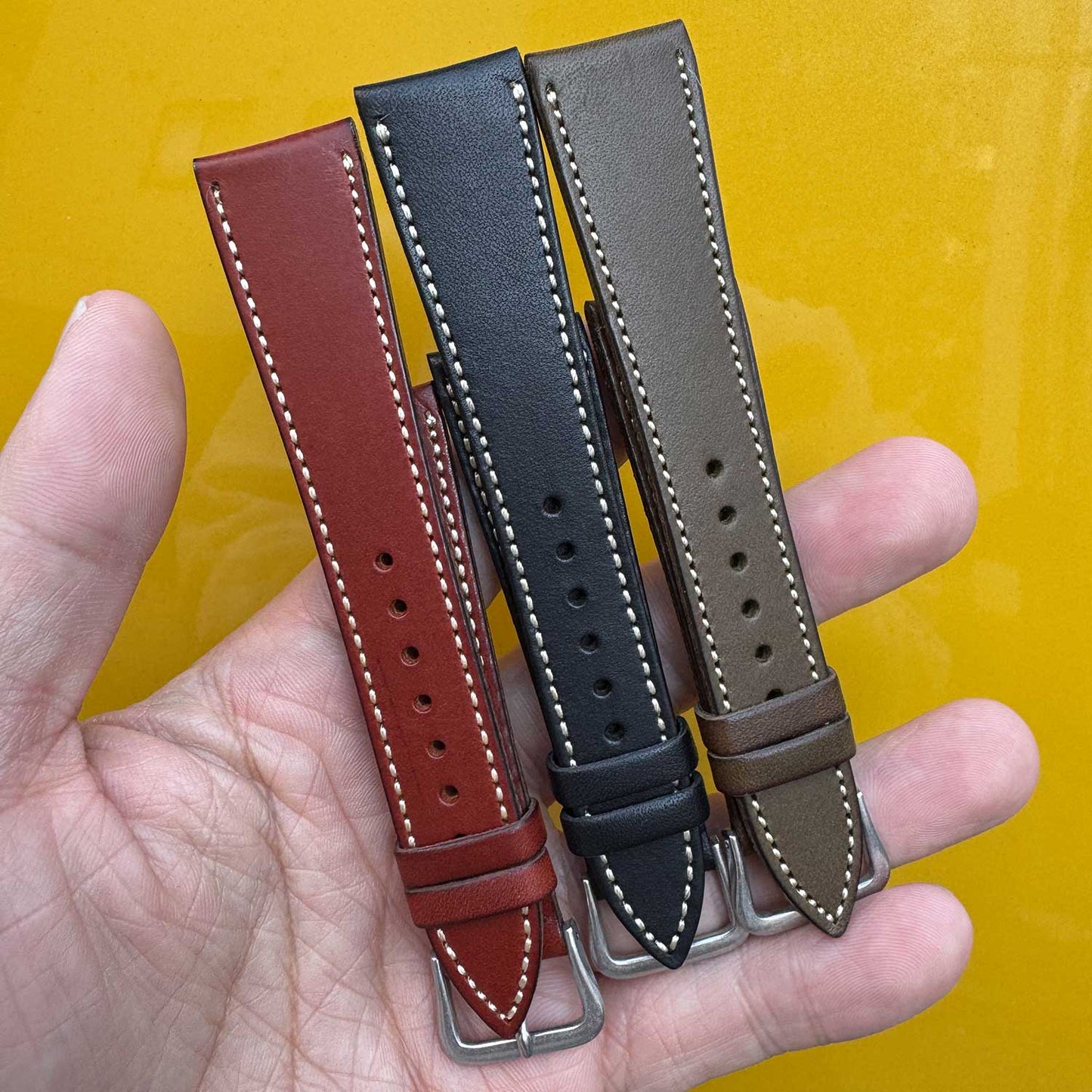 <tc>Lo Stivale BULGARO Shoulder Leather strap (Red Brown)
</tc>