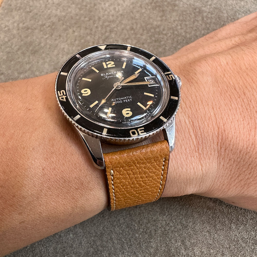 <tc>DEGERMANN DAUPHIN Embossed calf STRAP (Camel)</tc>