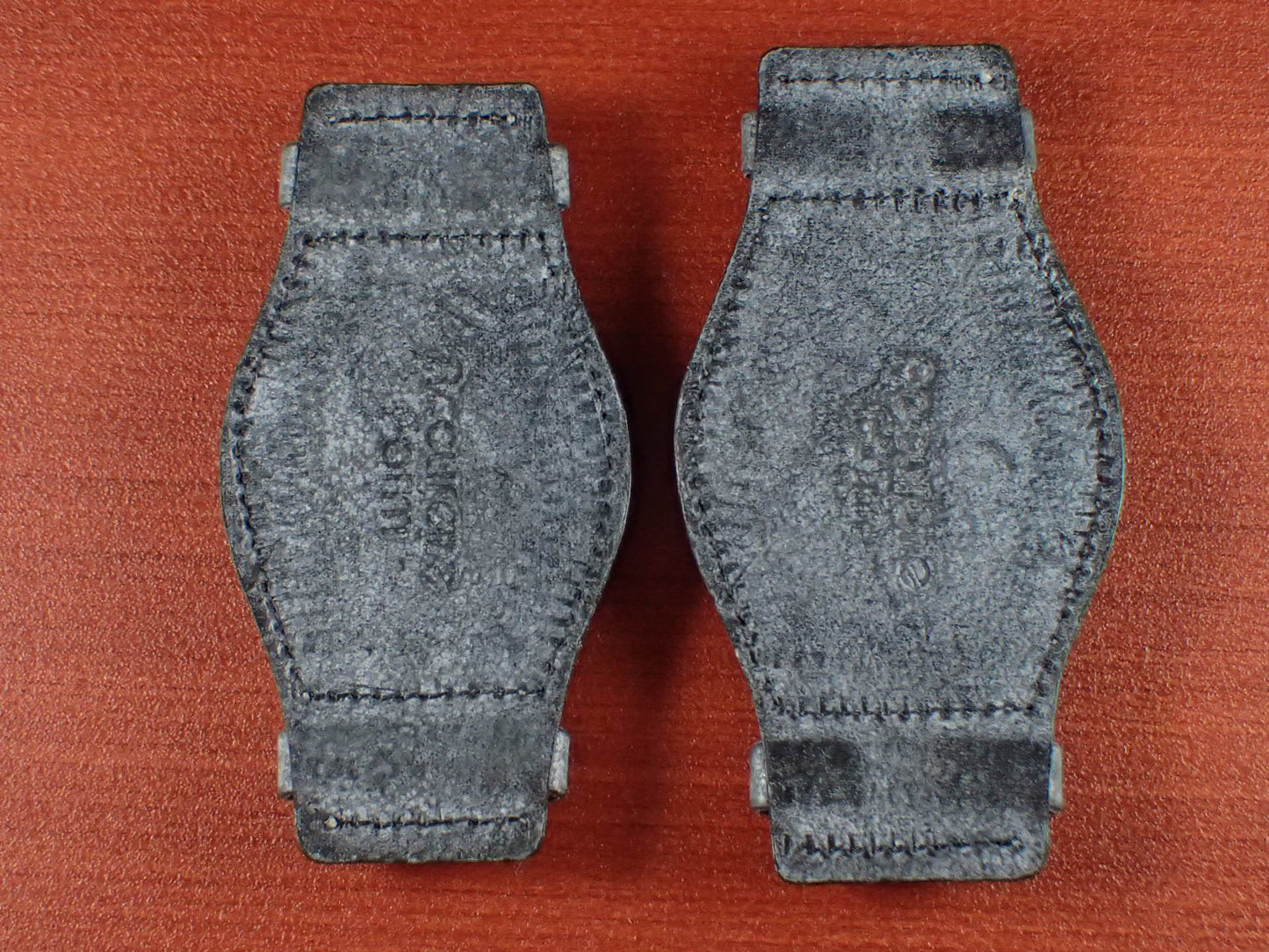 <tc>Leather Pad La Perla Azzurra ALASKA (black)</tc>