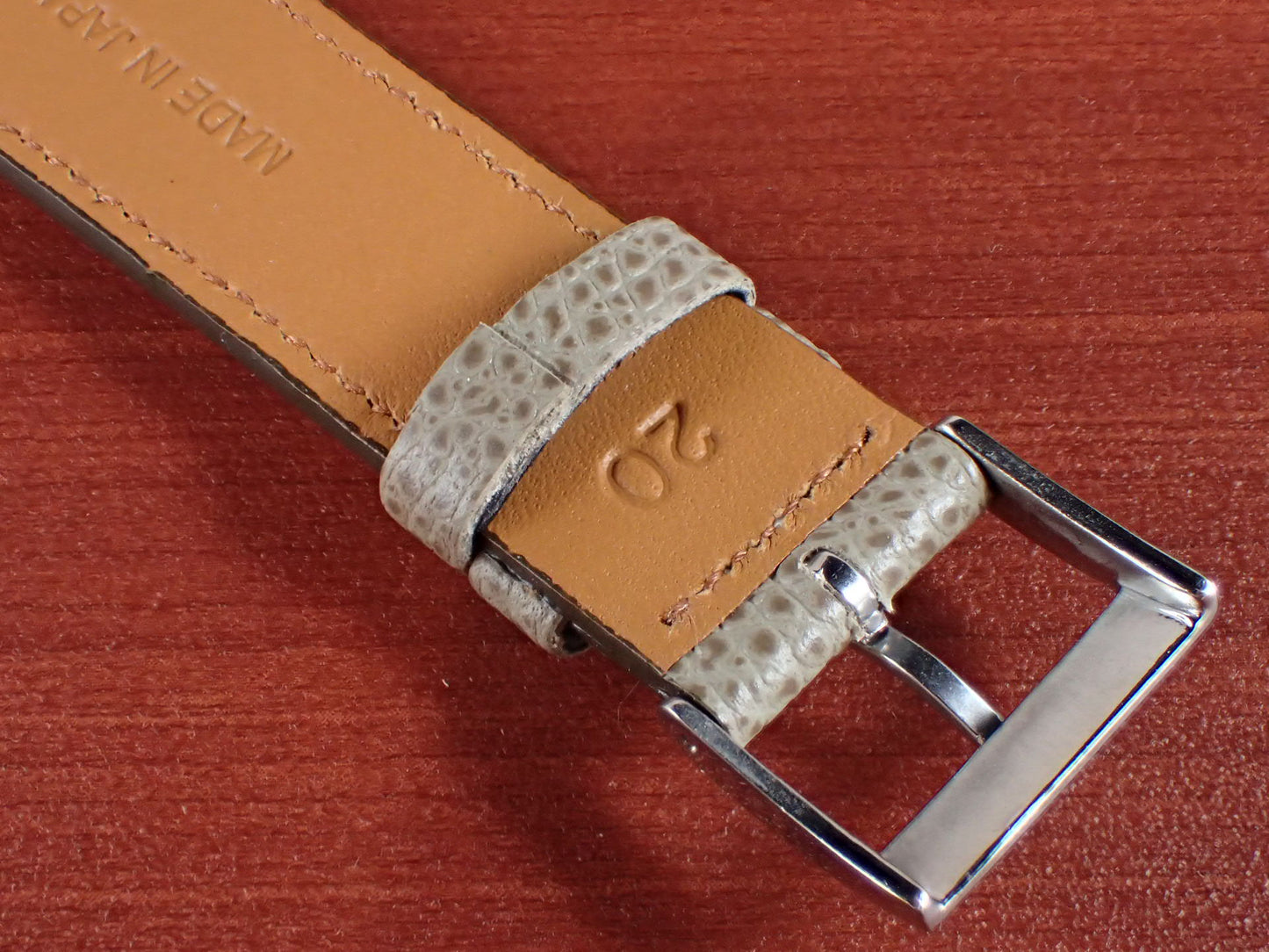 <tc>DEGERMANN DAUPHIN Embossed calf STRAP (Oyster Gray)</tc>