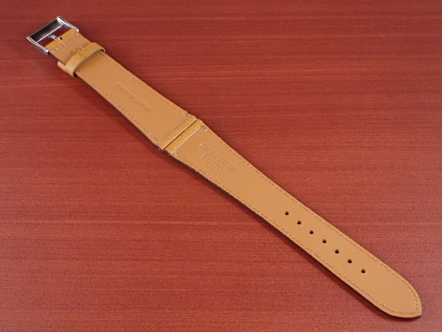 <tc>DEGERMANN DAUPHIN Embossed calf STRAP (Camel)</tc>