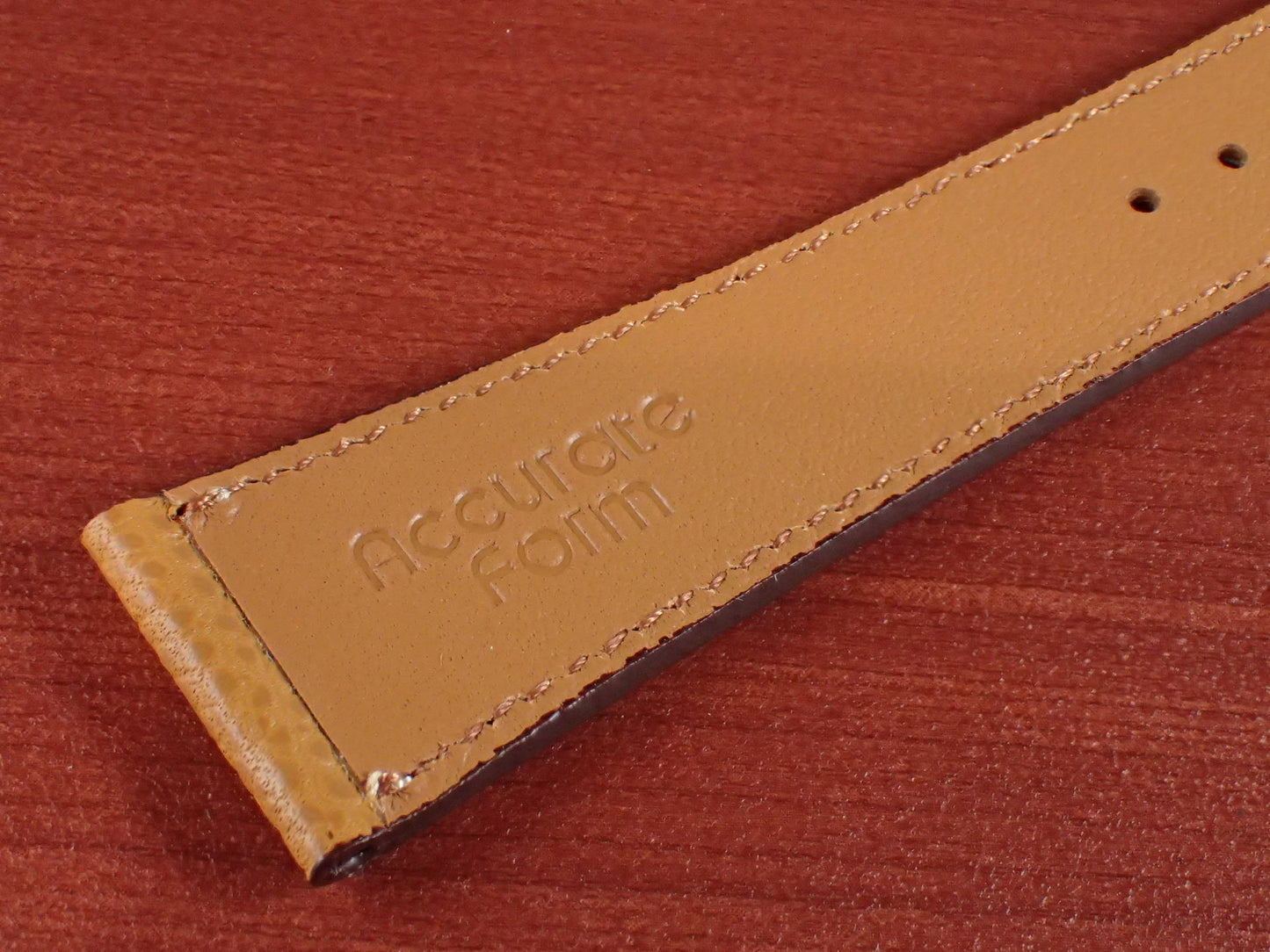 <tc>DEGERMANN DAUPHIN Embossed calf STRAP (Camel)</tc>