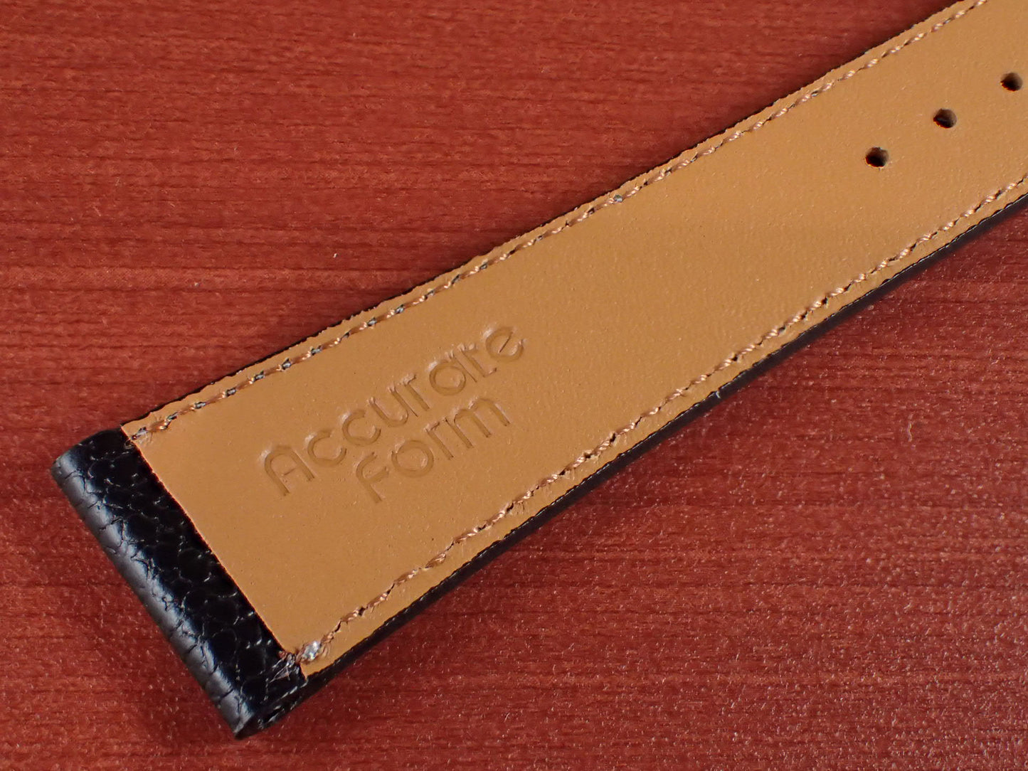 DEGERMANN DAUPHIN Embossed calf STRAP (Black)