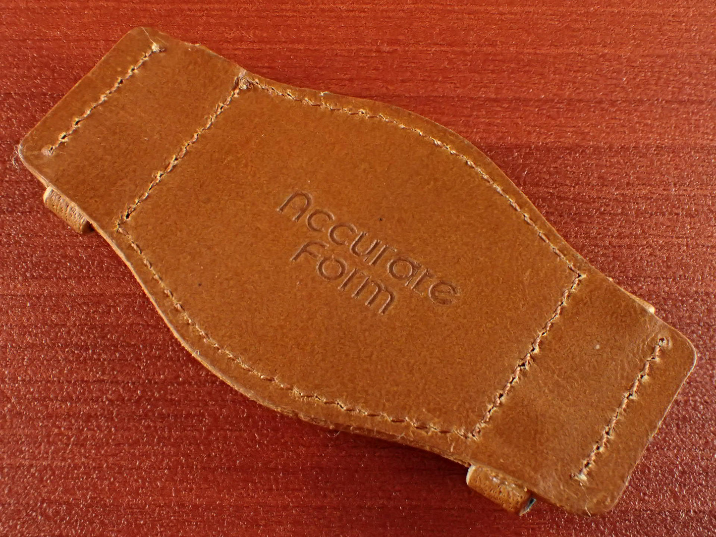 <tc>Leather Pad HORWEEN CHROMEXCEL (Mocha)</tc>