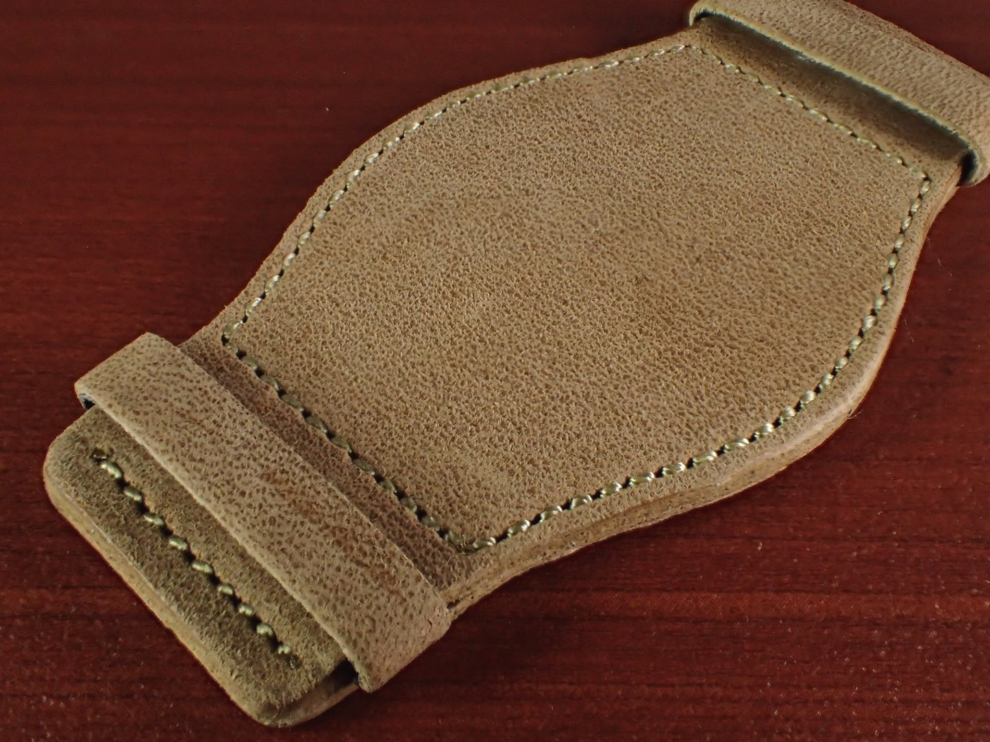 <tc>Leather Pad HORWEEN LATIGO (beige)</tc>