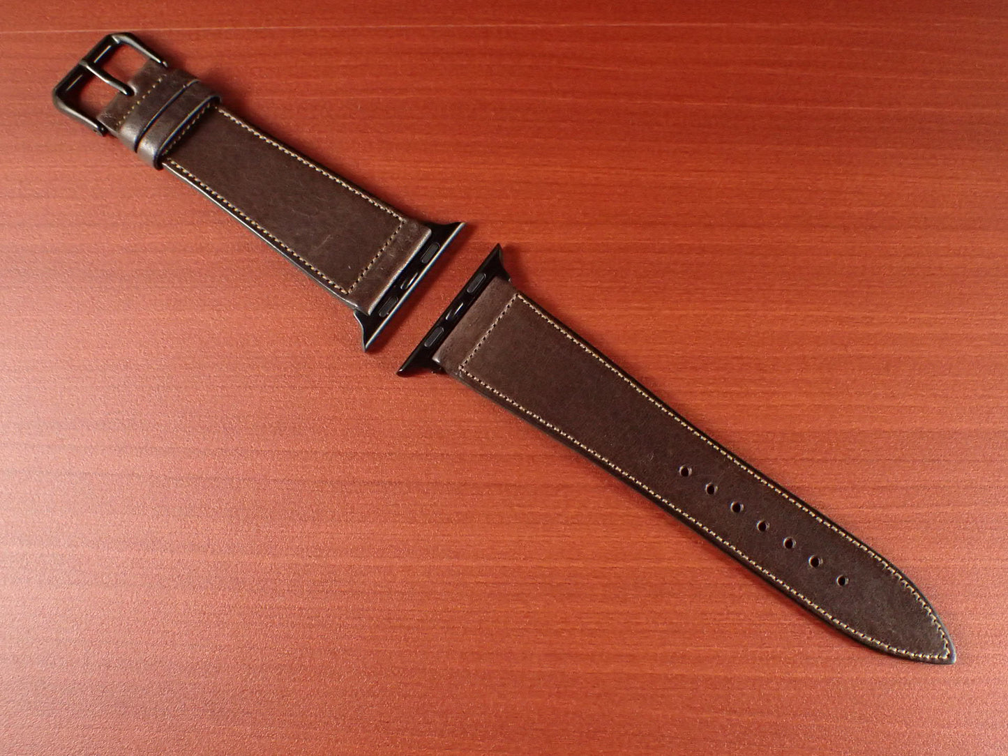 JAPANESE COWHIDE LEATHER for Apple Watch (dark brown)