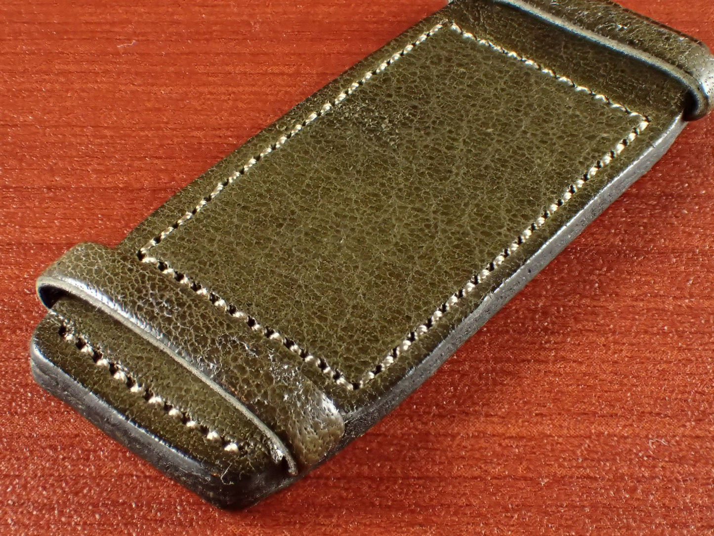 <tc>Leather Pad JAPANESE COWHIDE LEATHER for Rectangular Watch (olive)</tc>