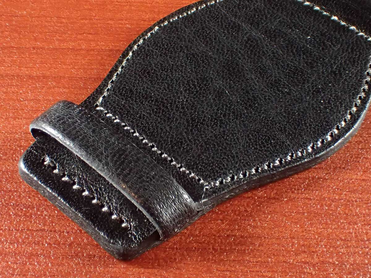 <tc>Leather Pad JAPANESE COWHIDE LEATHER (black)</tc>