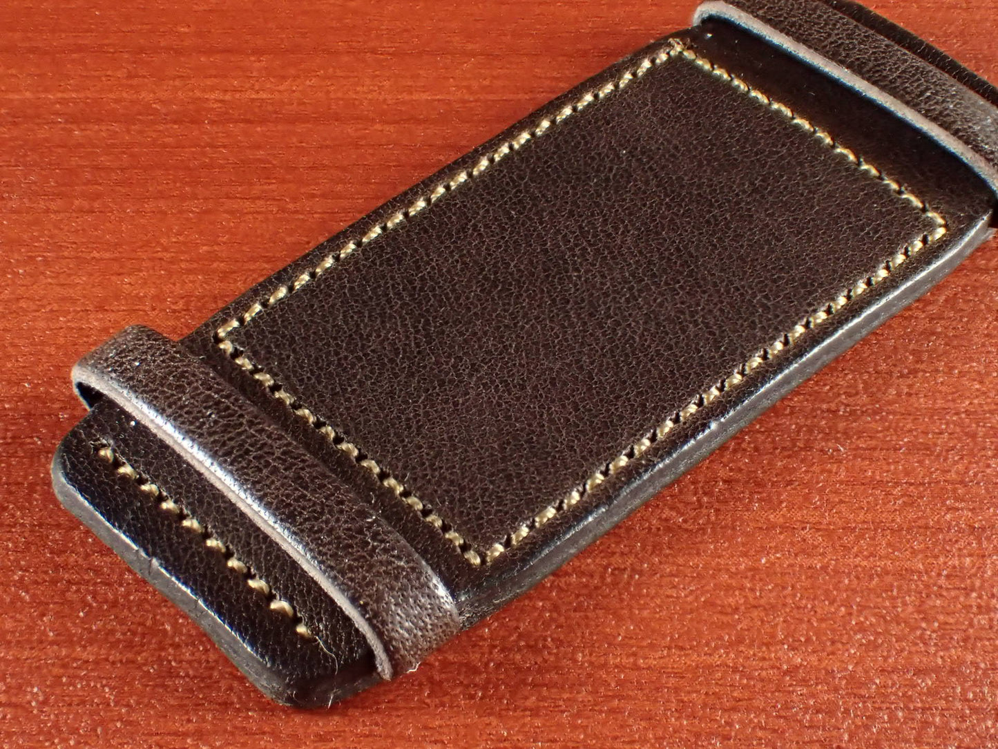 <tc>Leather Pad JAPANESE COWHIDE LEATHER for Rectangular Watch (Dark Brown)</tc>