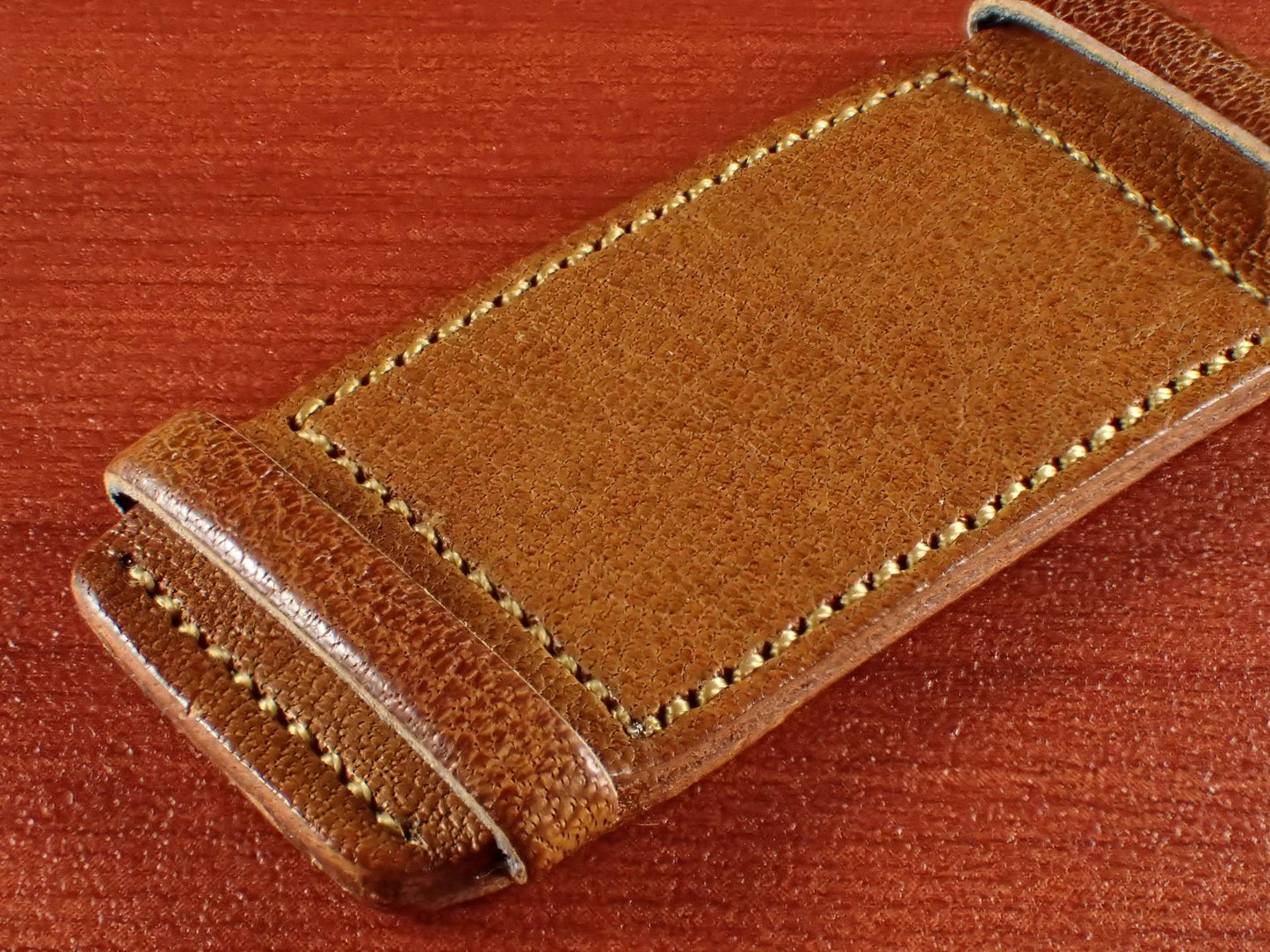 <tc>Leather Pad JAPANESE COWHIDE LEATHER for Rectangular Watch (Brown)</tc>