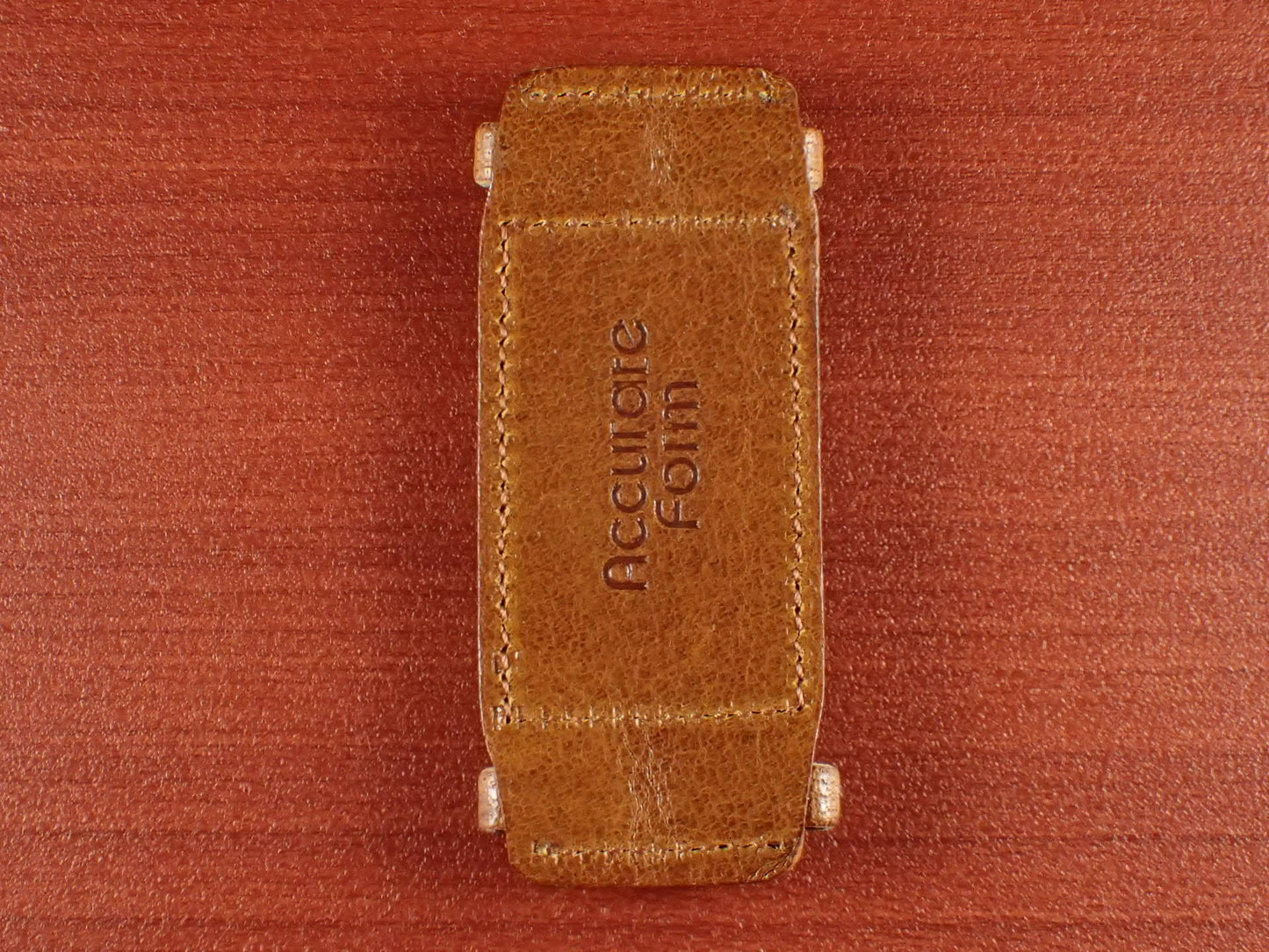 <tc>Leather Pad JAPANESE COWHIDE LEATHER for Rectangular Watch (Brown)</tc>