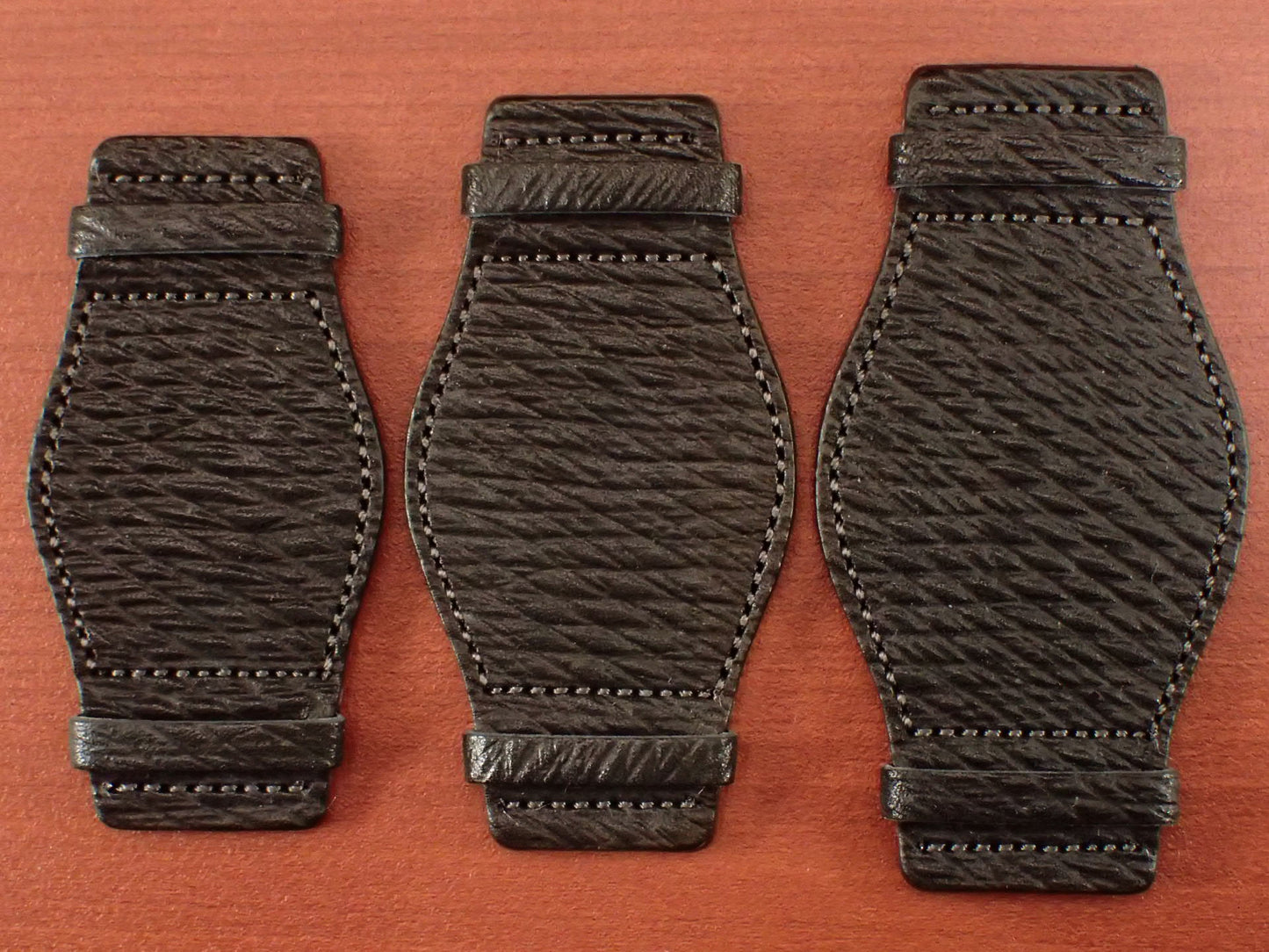 台座 J.&F.J. Baker ロシアンカーフ（ブラック）