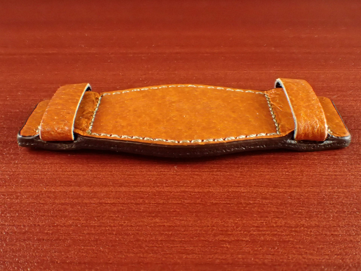 台座 Japanese Pigskin Leather（Gold Brown）