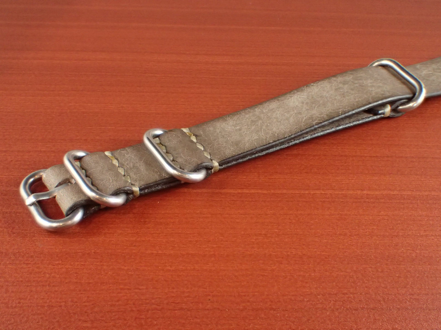 Virgilio VIVIDO Shoulder leather NATO Type Strap 受注生産 (Gray)