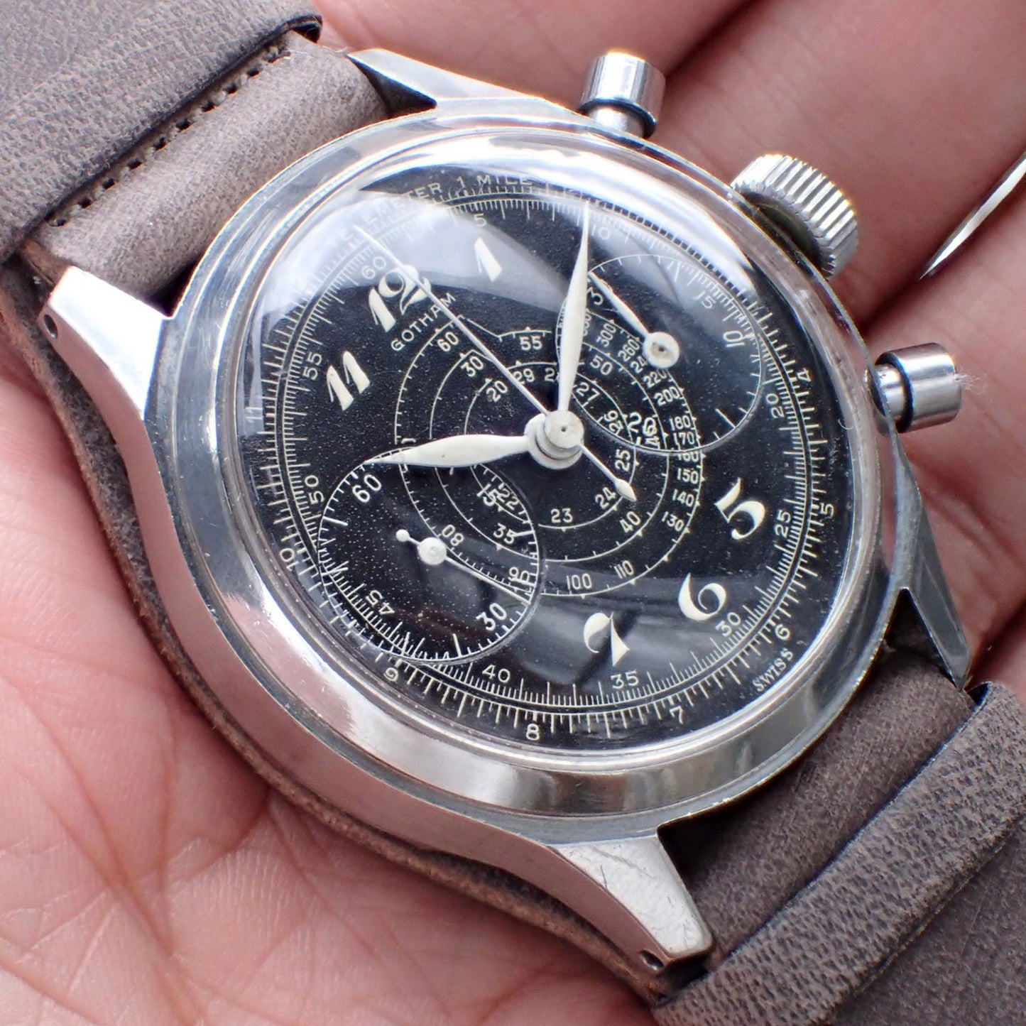 台座 TEMPESTI TEXAS Bends Leather (Gray)