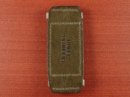 <tc>Leather Pad JAPANESE COWHIDE LEATHER for Rectangular Watch (olive)</tc>